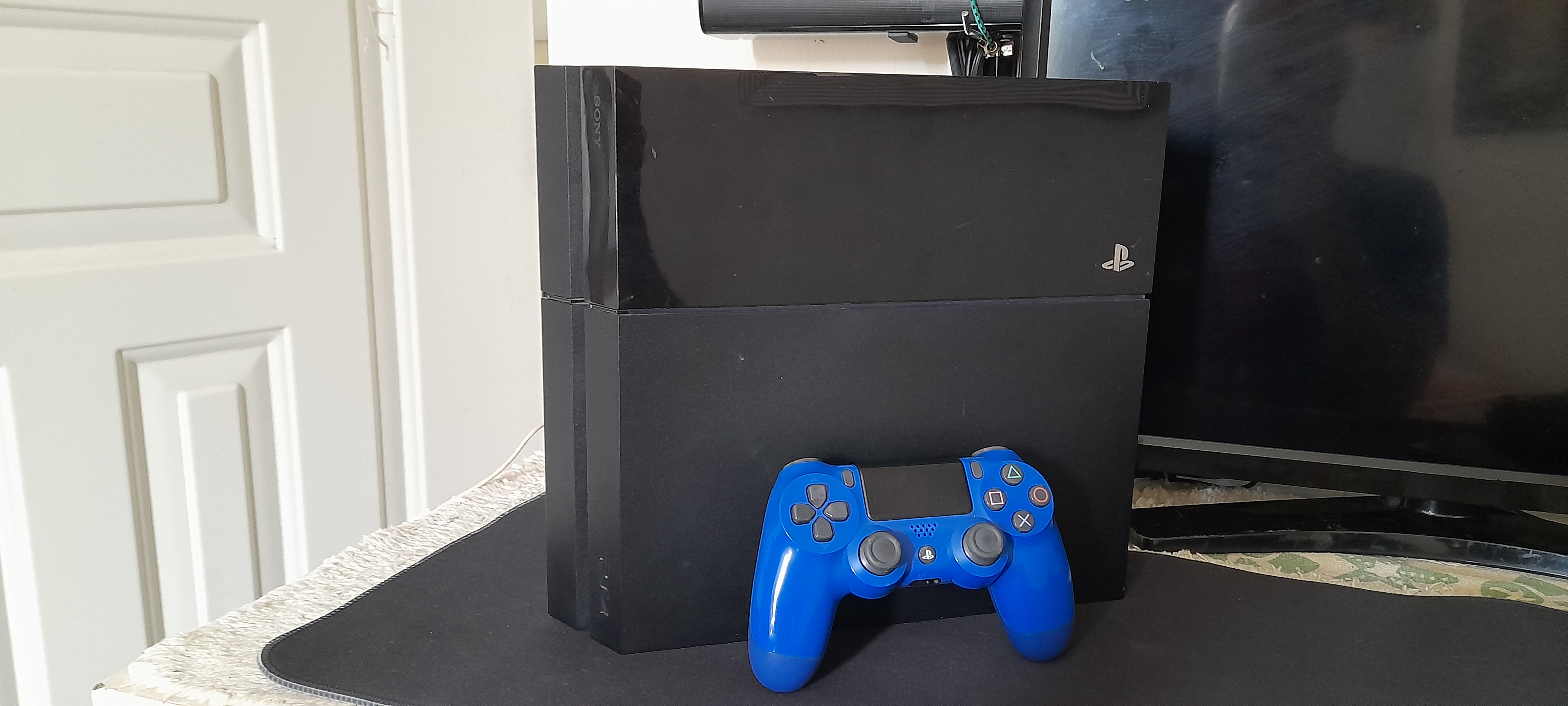 consolas y videojuegos - Ps4 fat de 1 terabyte